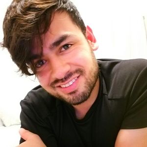 Meet your Posher, Carlos